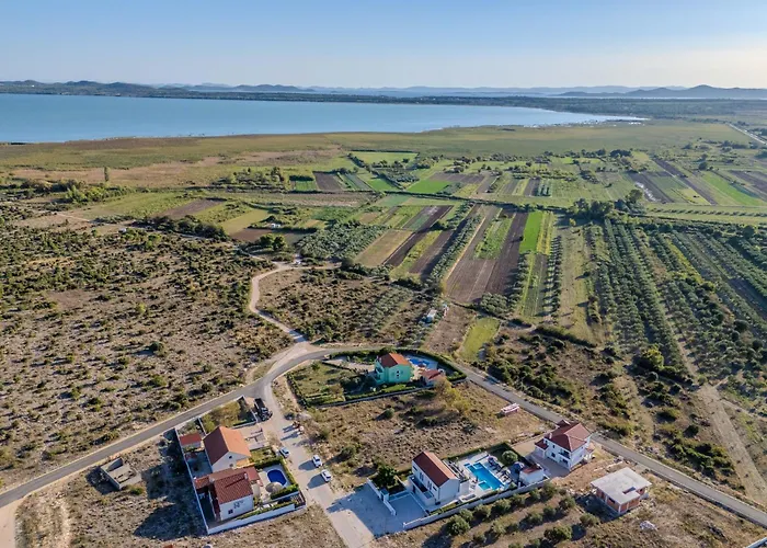 Vila Beautiful Lara In With Pool *