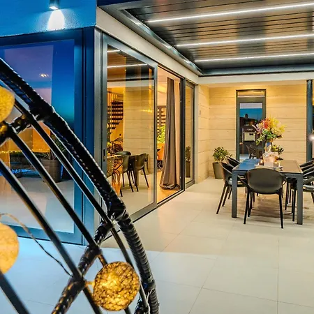 Villa Beautiful Lara In With Pool *