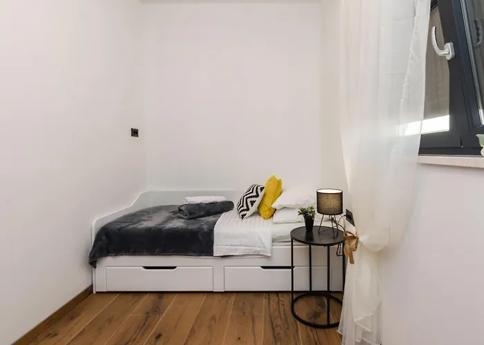 Beautiful Lara In With Pool 빌라 Vrana (Zadar)